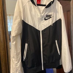 Women’s Nike Windbreaker